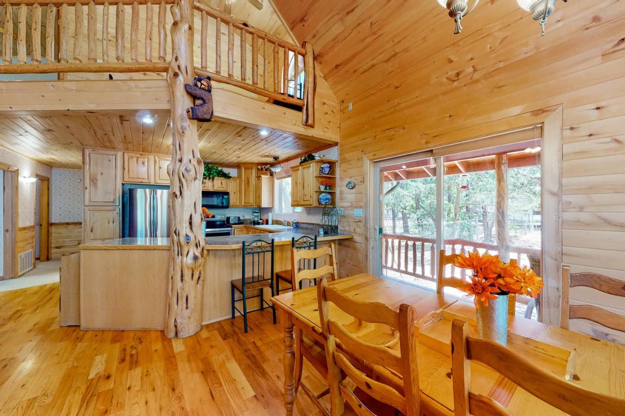 Вилла Whispering Pines Retreat Пайнтоп-Лейксайд Экстерьер фото